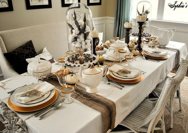 modern thanksgiving table